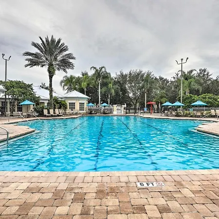 Cozy Kissimmee Condo About 6 Mi To Disney World!